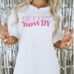 Roze Cowgirl Gettin Rowdy Bachelorette Party T-shirt<br><div class="desc">Dit ontwerp heeft een retro funky formulering die zegt: Gettin' Rowdy. Perfect voor het vieren van de laatste disco of laatste rodeo van de bruid! Bekijk het hele collectie voor meer overeenkomende objecten!</div>