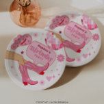 Roze Cowgirl Verjaardagsfeest Let's Go Girls Party Papieren Bordje<br><div class="desc">Dit ontwerp is voorzien van een leuke liefdevolle cowgirl die haar roze cowgirl-laarzen optrapt. Groovy bloemen,  een discobal,  roze cocktail en andere leuke elementen maken dit rodeo disco cowgirl ontwerp compleet. Perfect voor elk verjaardagsfeestje! Bekijk het hele collectie voor meer overeenkomende objecten!</div>