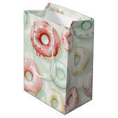 Roze Crème Donuts Verjaardag Medium Cadeauzakje (Achterkant Gekanteld)