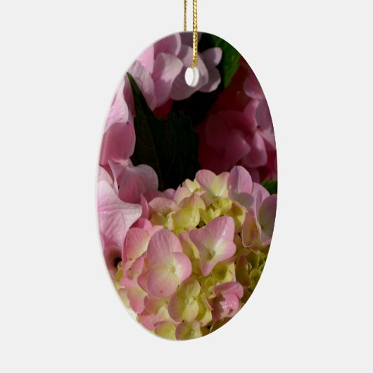 Roze Crème Hydrangeas geel roze groen bloemig Keramisch Ornament (Rechts)