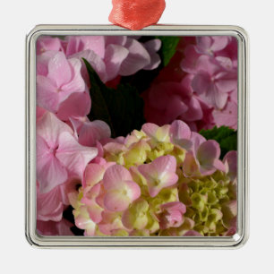Roze Crème Hydrangeas geel roze groen bloemig Metalen Ornament