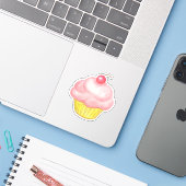 Roze Cupcake Sticker (Laptop met iPhone)