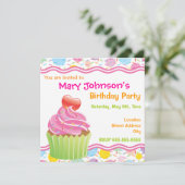 Roze Cupcake Verjaardagsfeest Uitnodiging (Staand voorkant)