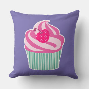 Roze cupcake WIth Polka Dot Cherry Kussen