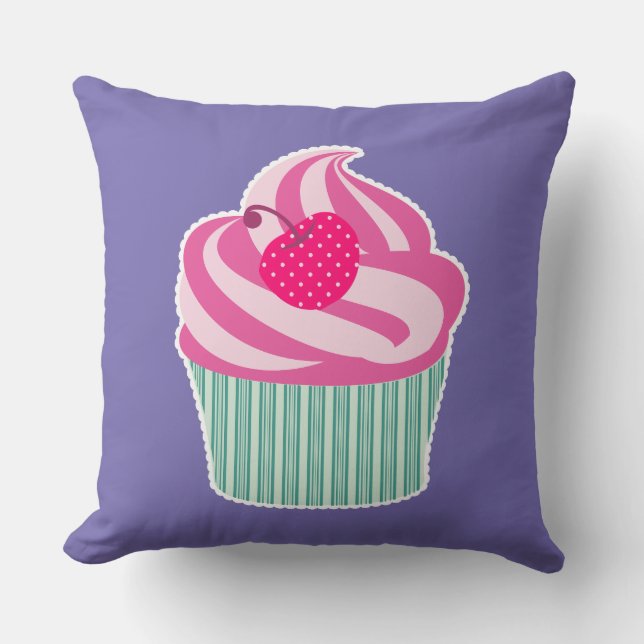 Roze cupcake WIth Polka Dot Cherry Kussen (Voorkant)
