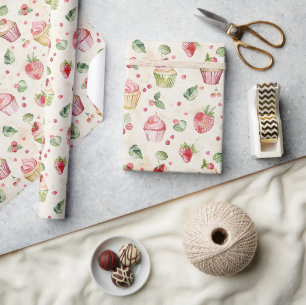 Roze Cupcakes Aardbeien Verjaardag Cadeaupapier