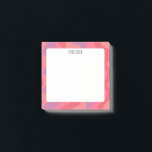 Roze curven aangepast grafisch logo op maat post-it® notes<br><div class="desc">Bekijk deze leuke aangepaste notitie. Verander de kleuren,  de tekst,  en de doopvont om uw behoeften aan te passen. Voeg ook je eigen tekst toe. Bekijk mijn winkel voor meer leuke kleuren en patronen en laat me weten of je iets op maat wilt.</div>