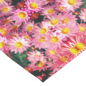 Roze dadels en roze bijen Abstract Korte Tafelloper (Hoek)