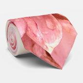 Roze dahlia-bloemkop dicht bij elkaar stropdas (Opgerold)