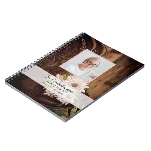 Roze Daisies en Laarzen Begrafenis Memorial Guest Notitieboek (Linkerzijde)