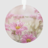Roze Daisies Huwelijk Acryl Ornament Bloemen (achterkant)