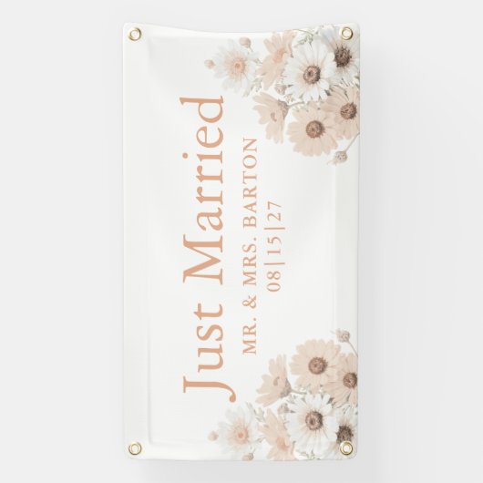 Roze Daisies Net Getrouwd Auto Banner (Verticaal)