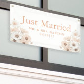 Roze Daisies Net Getrouwd Auto Banner (Buitenkant Gebouw)