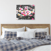 Roze Daisies: Roze Bloem Kleur Splash Foto Canvas Afdruk (Insitu (Slaapkamer))