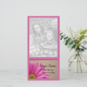 Roze Daisy Afstuderen Aankondiging Fotokaart (Staand voorkant)