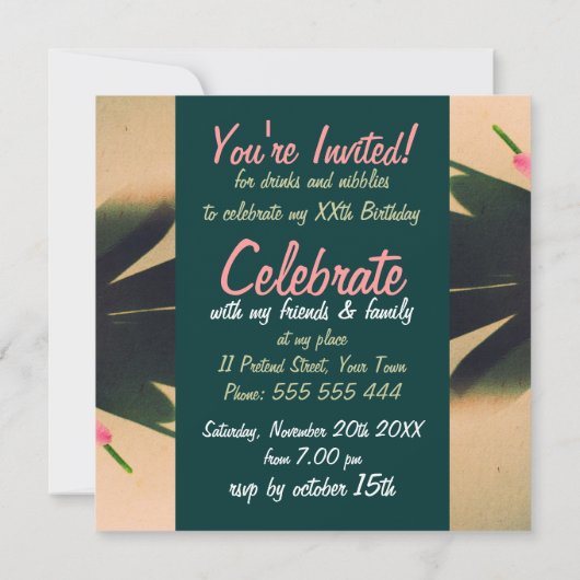 Roze Daisy Flower v2 Verjaardag Uitnodigingen (Achterkant)