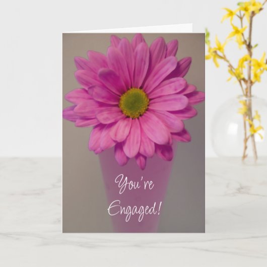 Roze Daisy in Vase Verloving Kaart (Gele Bloem)