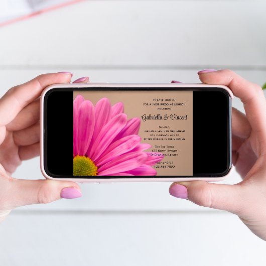 Roze Daisy op Tan Post Wedding Brunch Uitnodiging