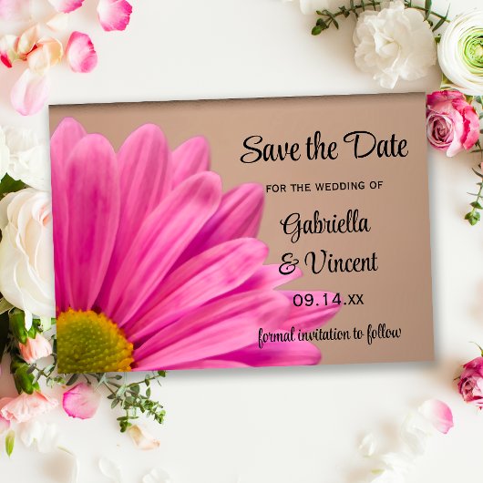 Roze Daisy op Tan Wedding Save the Date