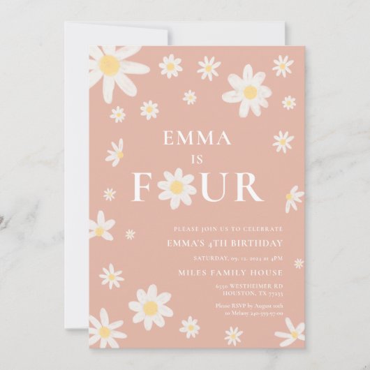 Roze Daisy Vierde 4e verjaardag uitnodiging Vier (Voorkant)
