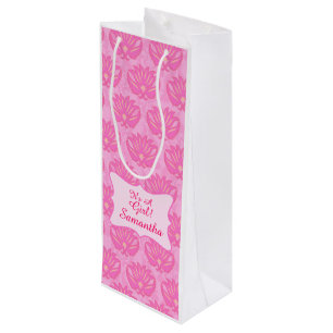 Roze Damask Baby is een meisjesnaam op persoonlijk Wijn Cadeautas