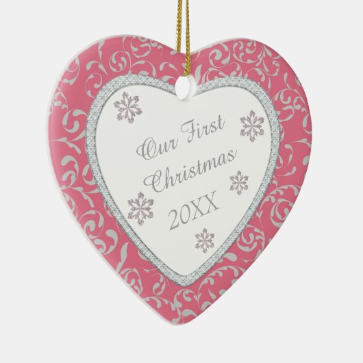 Roze Damask Faux Diamond Eerste Kerstmis Keramisch Ornament (Rechts)