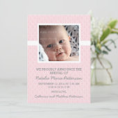 Roze Damask Lijst Foto Baby Aankondiging (Staand voorkant)