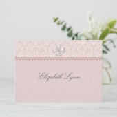 Roze Damask Overlay Religieuze Uitnodiging (Staand voorkant)