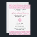 Roze Damask Sweet Sixteen-uitnodigingen Kaart<br><div class="desc">Prachtige zweet Sixteen of Quinceanera Party-uitnodigingen met een delicaat roze demaspatroon. 
 Art Mujka Design</div>