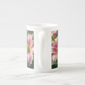 Roze Daylily Floral Porselein Kop (Achterkant)