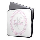 Roze decoratieve monogram laptophoes laptop sleeve (Voorkant Links)