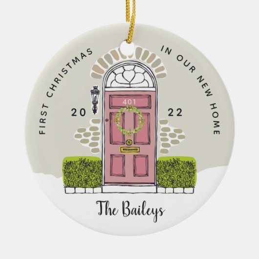 Roze deur Eerste Kerstmis in ons nieuwe huis Keramisch Ornament (Voorkant)