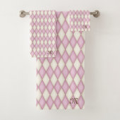 Roze Diamond Check Personalized Monogram Girls Bad Handdoek (Insitu)