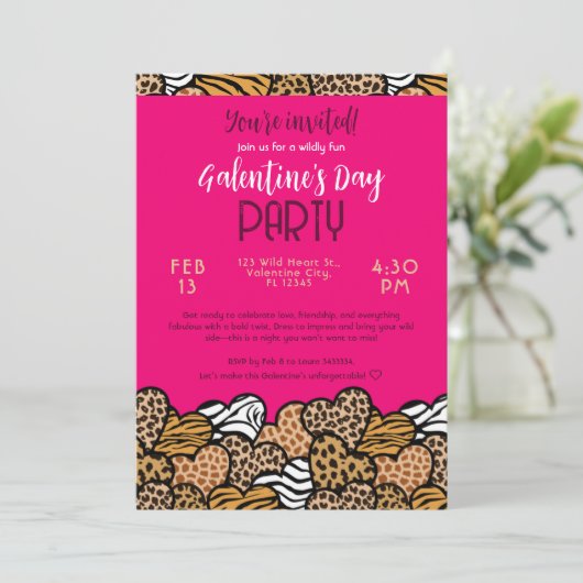 Roze Dierenprint Hart Galentine's Day Feestje Kaart (Staand voorkant)