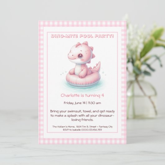 Roze Dino-Mite Verjaardag Pool Party Uitnodiging (Staand voorkant)