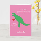 Roze Dinosaur-Valentijnsdag Kaart (Gele Bloem)