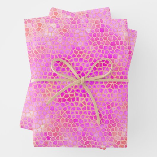 Roze dinosaur verbergen inpakpapier vel (In situ)