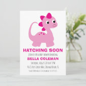 Roze Dinosaurus Baby Shower Uitnodigingen (Staand voorkant)