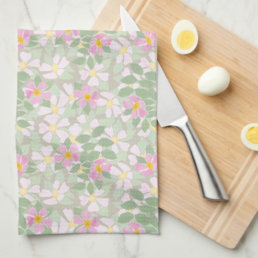  roze dogroses op Taupe Kitchen Towel Theedoek (Quarter Fold)