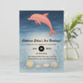 Roze dolfijn en zeebodem schelpen Verjaardag Kaart (Staand voorkant)