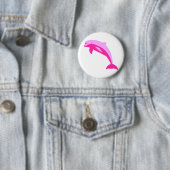Roze dolfijn ronde button 5,7 cm (In situ)