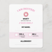 roze donut bewerkbaar RSVP kaartje (Voorkant)