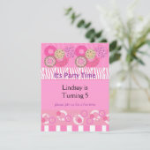 Roze Donut Verjaardagsfeest Uitnodiging (Staand voorkant)