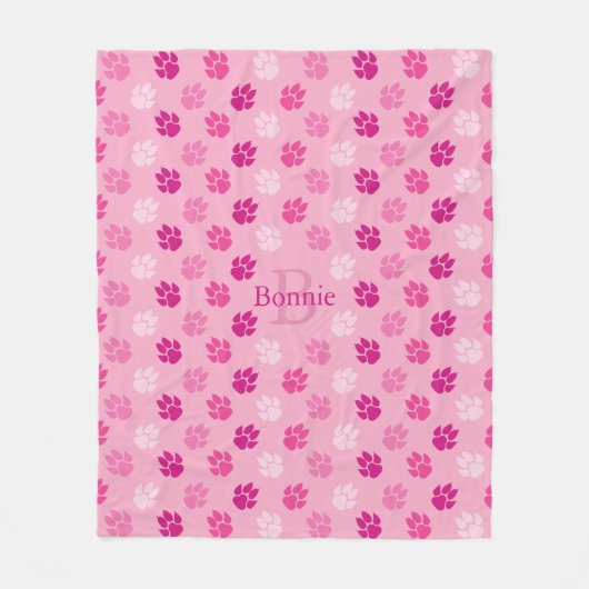Roze doseerknop, samen met monogram en naam fleece deken (Voorkant)