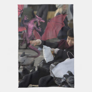 Roze draak in Venetië Theedoek