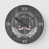 Roze dragonfly Rustic Acrylwand Ronde Klok (Voorkant)