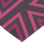 Roze driehoeken patroon lange tafelloper (Hoek)