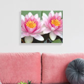 Roze Drijvende Waterlelie Lotus Canvas Print (Insitu (Woonkamer))