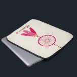 Roze droam Catcher Electronics Bag Laptop Sleeve<br><div class="desc">Een elektronische tas met een afbeelding van een roze droomvanger met roze veren.  Personaliseer met jouw naam.</div>