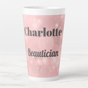 Roze, dungepersonaliseerde schoonheidsspecialist latte mok